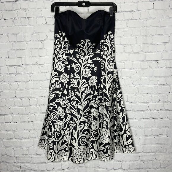 White House Black Market Dresses & Skirts - White House Black Market Black White Pure Silk Sweetheart Strapless Dress 6
